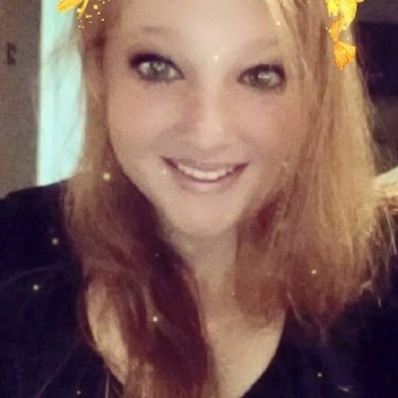 Meet your Posher, Madison - Picture 1 of 1